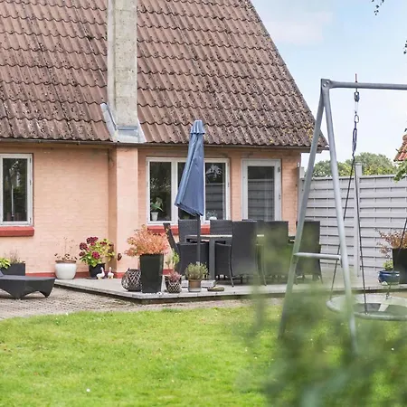 Tatil Evi In With Kitchen